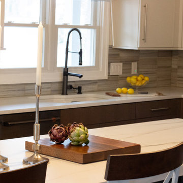 A Lakeside Summer Retreat Gets a Fresh Kitchen Makeover