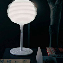 FLOW T TABLE LAMP BY ROTALIANA LIGHTING - Table Lamps