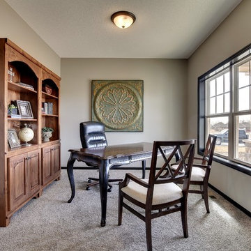 Traditional Home Office