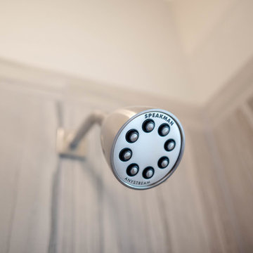 Shreveport Springlake Modern Bathroom