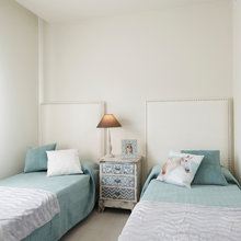 Twin Bedroom