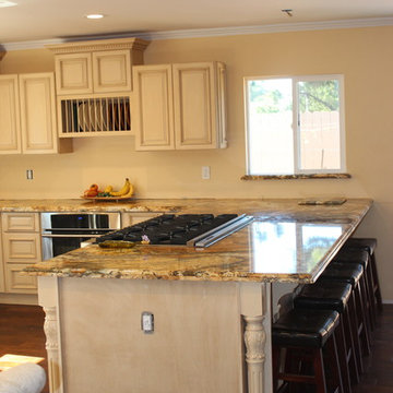 Grand Tuscany Kitchen