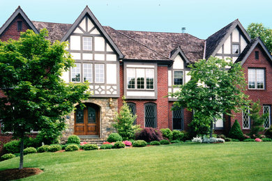 Traditional home design in DC Metro.