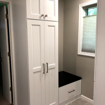 Traditional Black & White Master Bathroom