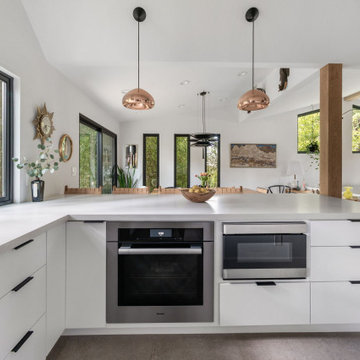 Open kitchen with built-in oven — Nixon II, Reno interior design by Find Design