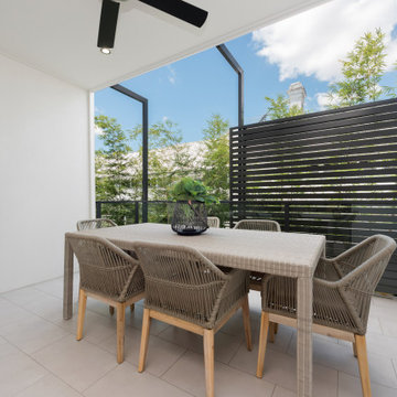 Alfresco dining