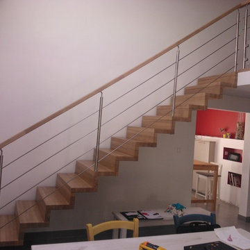 Escalier Suspendu avec contres marches en chêne