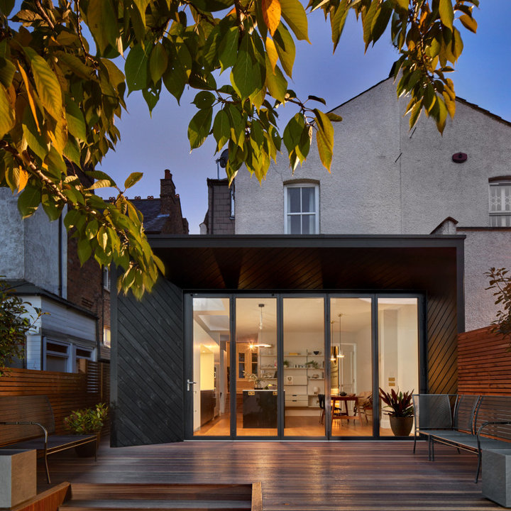 75 Beautiful Rear House Exterior Ideas and Designs - May 2023 | Houzz UK