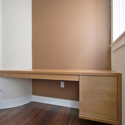 Oak built-in desk - Desks And Hutches