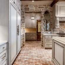 Kitchen Stone And Cut Glass Window For Cove
