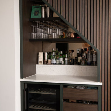Classic In-Frame Shaker Kitchen & Bar - Islington