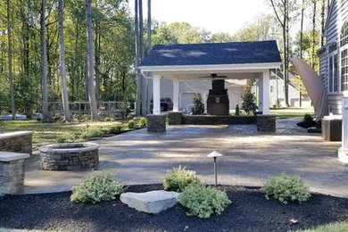 Example of a classic patio design in Baltimore