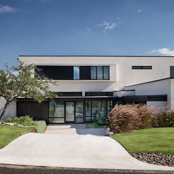 Lakeway Residence