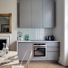 Kitchen backspash glass