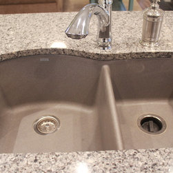 Beachwalk 132 - Kitchen Sink Accessories