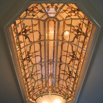 Samples of various designs and applications in Stained Glass.