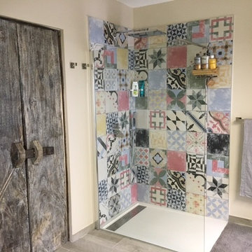Salle de bains carreaux imitation carreaux ciment