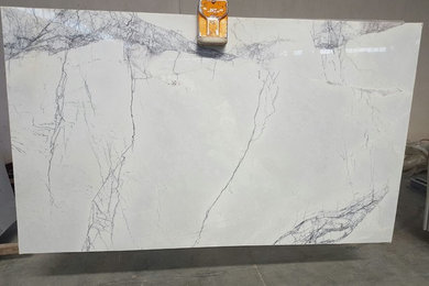 Polished NewYork Marble SLabs In Stock