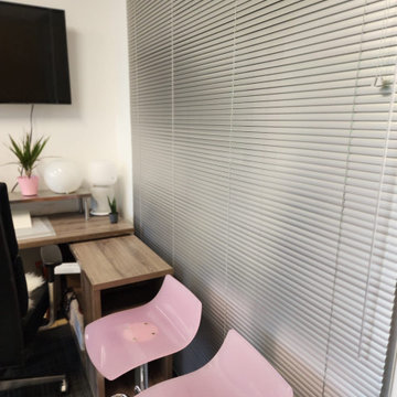Aluminum blinds for living area and home office