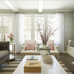 Agent for Benjamin Moore Paints in Oman!! - Paint And Wall Covering Supplies