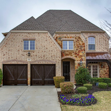 8908 Cypress Creek Rd Lantana, TX 76226 - $394,000