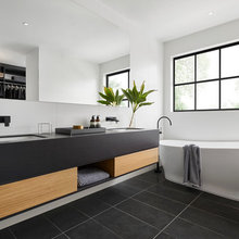 STATION BATHROOM