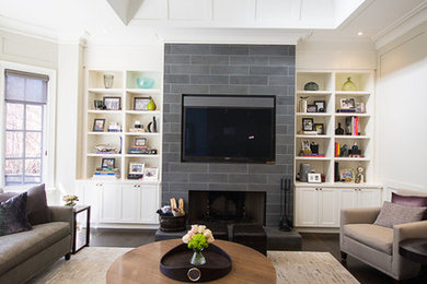 Family room - transitional family room idea in Toronto
