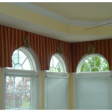 Family Room | Arched Inverted Box Pleated Valances