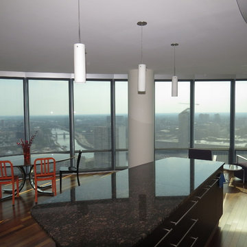 Center City Curved Wall of Windows (Featuring Lutron Motorized Roller Shades)