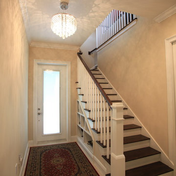Charles Avenue Residence
