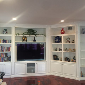Irvine Li White Entertainment Wall Unit with Curved Corner Shelving