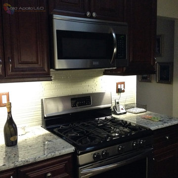 Under Cabinet LED Lighting