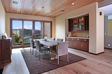 Inspiration for a craftsman dining room remodel in Orange County