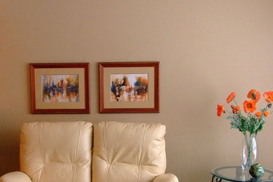 Inspiration for a timeless family room remodel in Ottawa