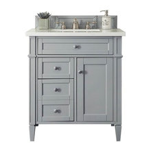 Downstairs 1/2 Bath