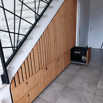 Aménagement sous escalier