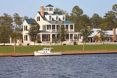 Inspiration for a timeless exterior home remodel in Atlanta