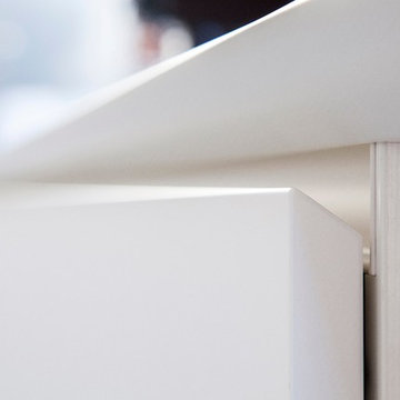 CLEAN LINES WITH INTUO KITCHEN DESIGN