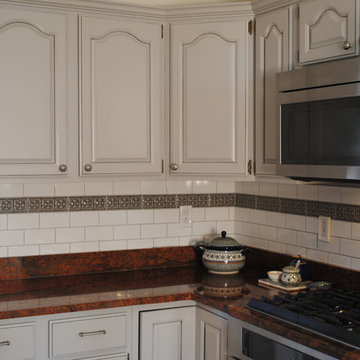 Golden Oak to light Grey with Black Island