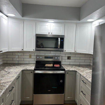 Kitchen Remodel Done in a Subtle Two-Tone Color