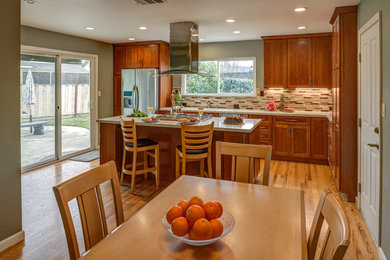 Kitchen - transitional kitchen idea in San Francisco