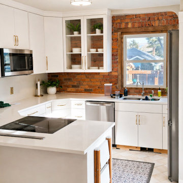 MODERN KITCHEN REMODELS