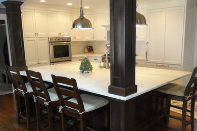 Inspiration for a timeless kitchen remodel in New York