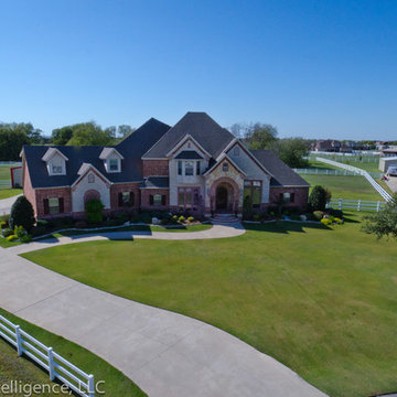 Old World Country Elevation - Haslet