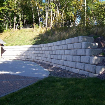 Outdoor patios & landscaping