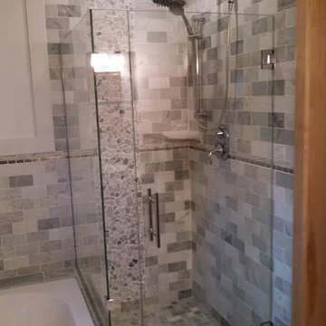 HEAVY GLASS SHOWER DOOR