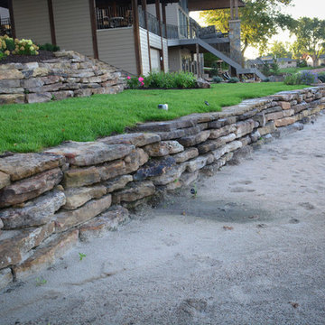 Natural Stone Wall and Retaining Wall