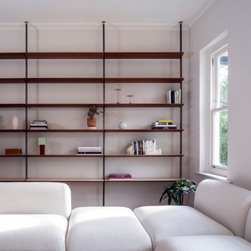 27 Broomhill Road **London, UK