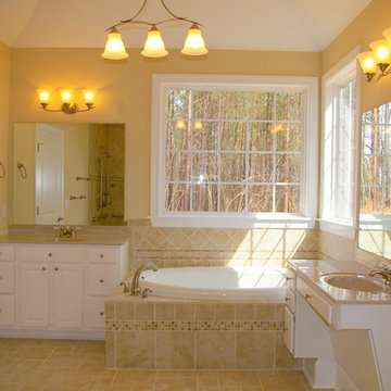 Vaulted Master Bath