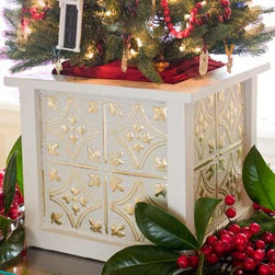 DIY Tin Tree Holder - Christmas Decorations